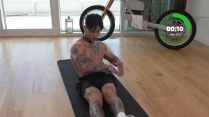 ЛЮБИМЫЕ УПРАЖНЕНИЯ КРИСА ХЕРИА НА ПРЕСС