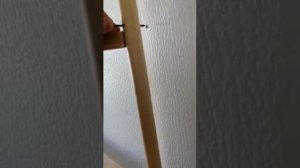 Крепление к стене стеллажа Киото