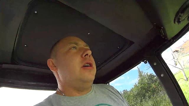 Окучивал картошку трактором МТЗ 80. смотреть онлайн