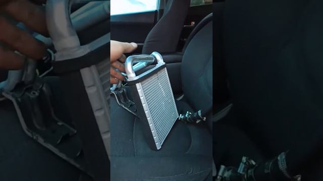как поменять печки радиатора на kia rio и hyundai смотреть онлайн
