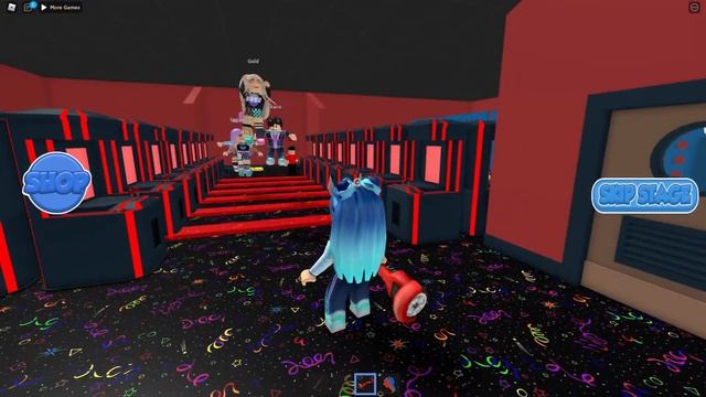 We're TRAPPED in a Roblox Arcade! смотреть онлайн