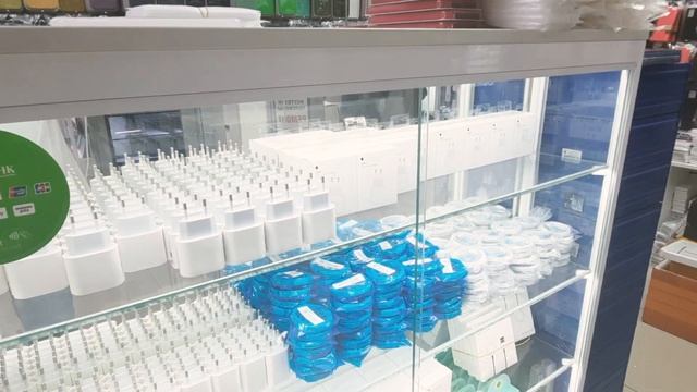 Тилифон учун энг арзон запчастьлар Савёловский Рынок да. Метро Савёловский смотреть онлайн