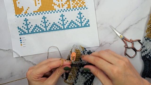 Squirrel Fair Isle Crochet Mittens Pattern