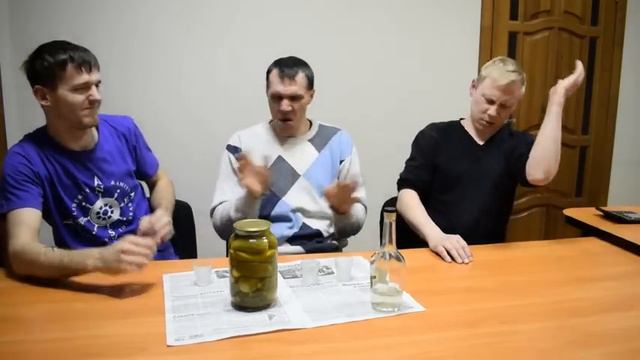 Шуточное позравление женщин с 8 Марта смотреть онлайн