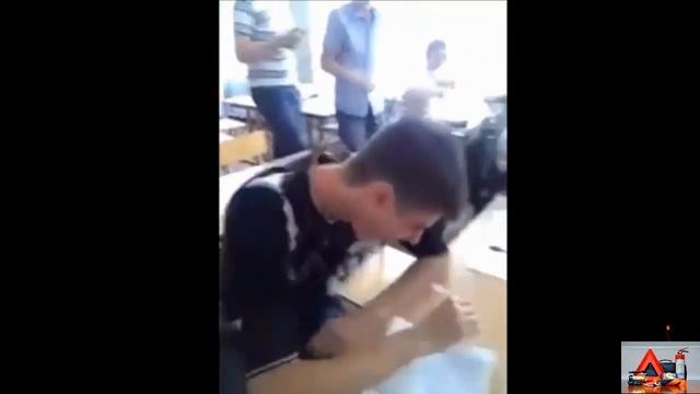 ЗАРАЗИТЕЛЬНЫЙ СМЕХ. Как смеются люди смотреть онлайн