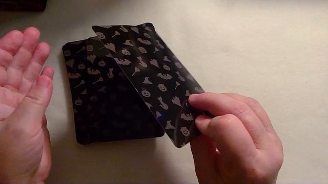 Meet the Halloween Oracle смотреть онлайн