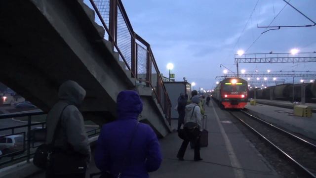 Электропоезд ЭД9М-0170 на ст.Агрыз смотреть онлайн