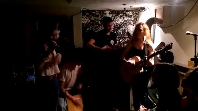 Amy Winehouse You Know I'm No Good Cover смотреть онлайн