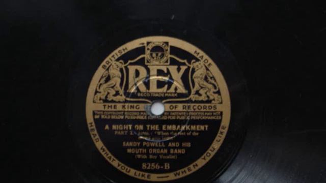 Sandy Powell: A Night on the Embankment part 2 смотреть онлайн