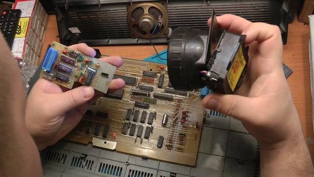 Посылка с конденсаторами от Ивана и ZX Spectrum СКАТ 48K_0007 смотреть онлайн