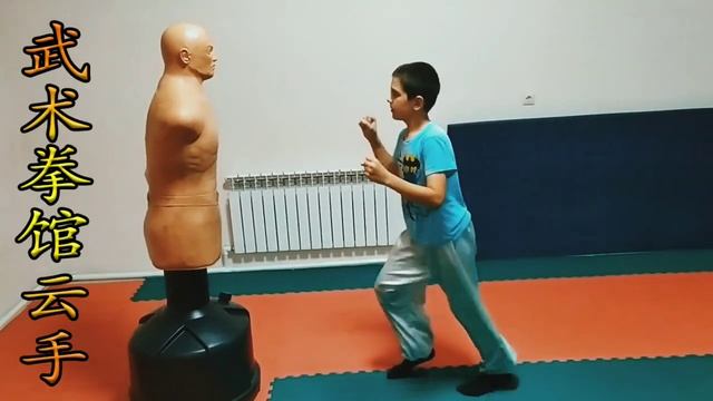 Детская группа. Тренировка ударов ногами смотреть онлайн