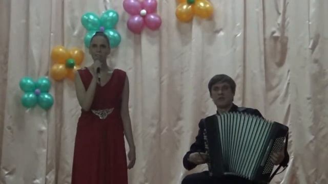 ЛЬЮТСЯ ПЕСНИ КРЫЛАТЫЕ