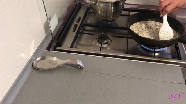 Итальянская паста ФУЗИЛЛИ с курицей и шампиньонами в сливочном соусе/приготовить пасту по-итальянск смотреть онлайн