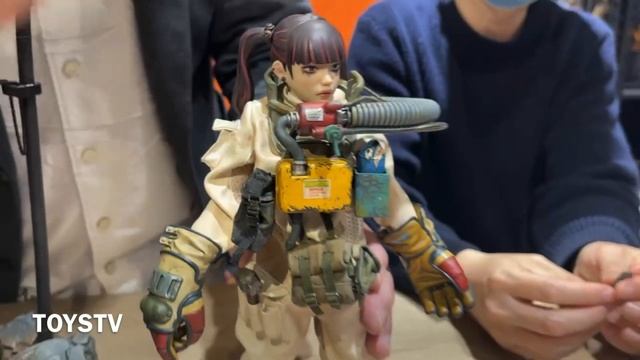 「爆玩具」Blitzway 1/6 Dr.BB of Hunters Day After WW3 TOYSTV Unbox смотреть онлайн