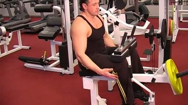 Подъём на носки сидя с грузом на коленях смотреть онлайн