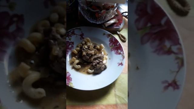 Печень приготовила куриную с макаронами, вкусно очень!!! смотреть онлайн
