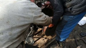 РАЗБИРАЕМ ДВИГАТЕЛЬ Д-21 (Т-25) ОТ САМОДЕЛЬНОГО ТРАКТОРА/WE DISCOVER THE D-21 (T 25)