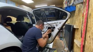 Замена штатной акустики на автомобиль Volkswagen Jetta 6