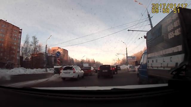 Наезд на пешехода на Воткинском шоссе, г Ижевск смотреть онлайн