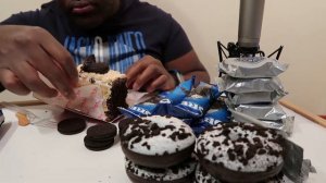 ASMR OREO PARTY MADNESS  EATING SOUNDS (오레오 무크방)(オレオマクバン)