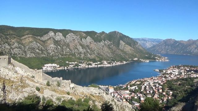 Поднимаемся на гору над Котором. Горные козлы смотреть онлайн