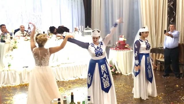 Волгоградский танцевальный ансамбль "Адана", Harsi par, танец невесты смотреть онлайн