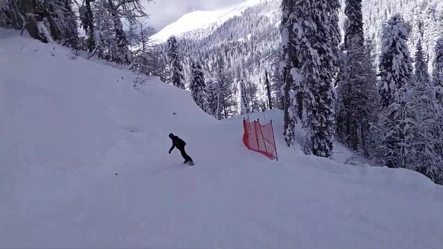 Трасса "Явор".Роза хутор. Первый день работы южного склона. 24.12.21 смотреть онлайн