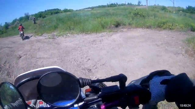 Обыкновенные приключения Легендарной троицы (Honda XR, Suzuki Djebel, Yamaha Raid) Часть 4 смотреть онлайн