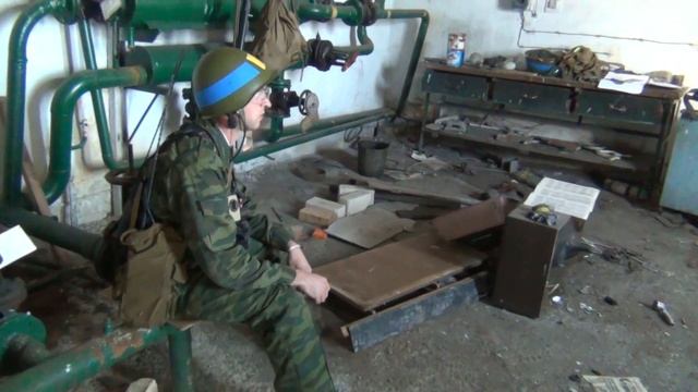штаб в котельной (Страйкбольная игра "Война 08.08.08" от «9 августа» 15-16.09.12) смотреть онлайн
