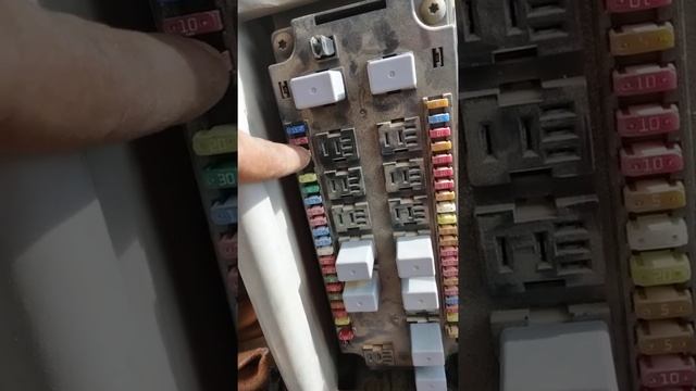 320ELRR excavator Fuse Relay Tips смотреть онлайн