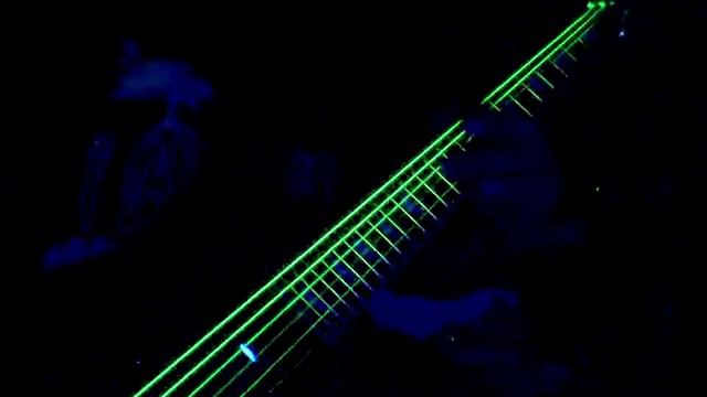 DR Neon Strings glow under blacklight смотреть онлайн