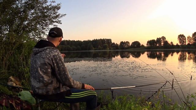 My son caught 3 kg of roach using pearl barley. смотреть онлайн