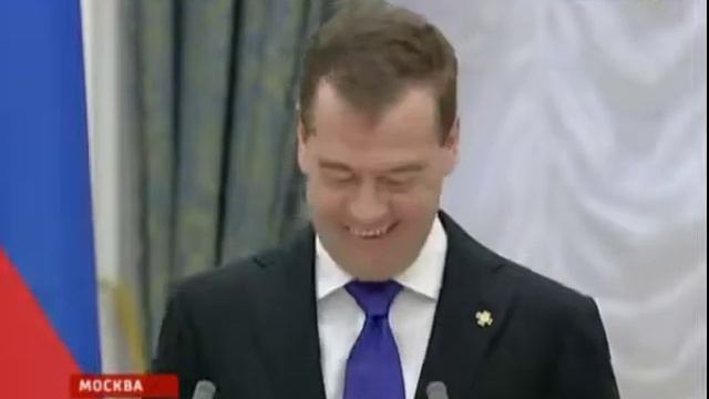 Лев Дуров прогнулся...как сумел.mp4 смотреть онлайн