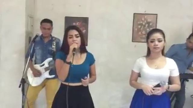 Empire state of mind (cover by 4Aces Abby) смотреть онлайн