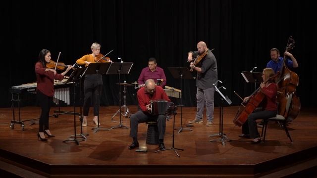 Maestro Tango: "Libertango" with Camerata 33 смотреть онлайн