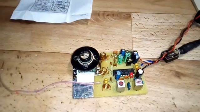 FM приёмник на CD8127(TA8127) смотреть онлайн