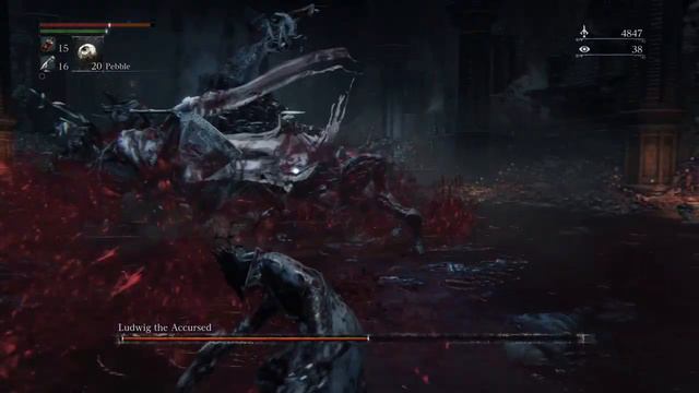 Bloodborne™ The Old Hunters Edition_Holy Moonlight Sword смотреть онлайн