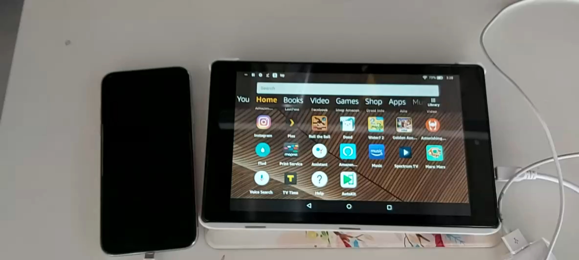 Apple CarPlay запустили на Android-планшете смотреть онлайн