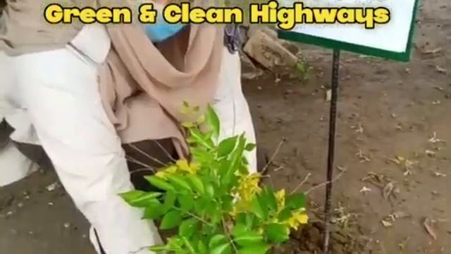 PHP/DGK, Patrolling Police help the people in different ways since 2004 смотреть онлайн