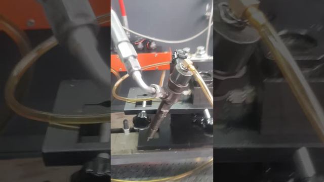 Проверка дизельной форсунки Bosch на гидроплотеюность!! смотреть онлайн