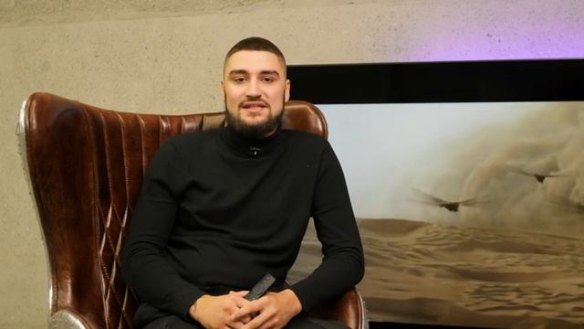 ОГРОМНЫЙ ТЕЛЕВИЗОР за вменяемые ДЕНЬГИ! Xiaomi Redmi MAX 100 смотреть онлайн