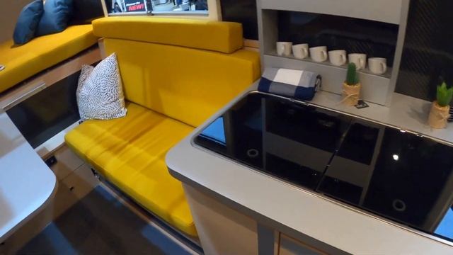 2022 Podlunsek Evolux Ultra Light 2.8 Interior and Exterior walkaround Caravan Salon Düsseldorf 2 смотреть онлайн