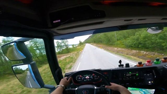 POV Driving Scania S520 V8 Sound - Lakselv E6. Norway смотреть онлайн