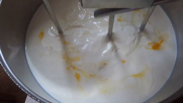 Моем полы МОЛОКОМ. Варю сыр Маасдам. Пасу коз. Посылка. Вскрываем сыр. Ослик Моисей смотреть онлайн