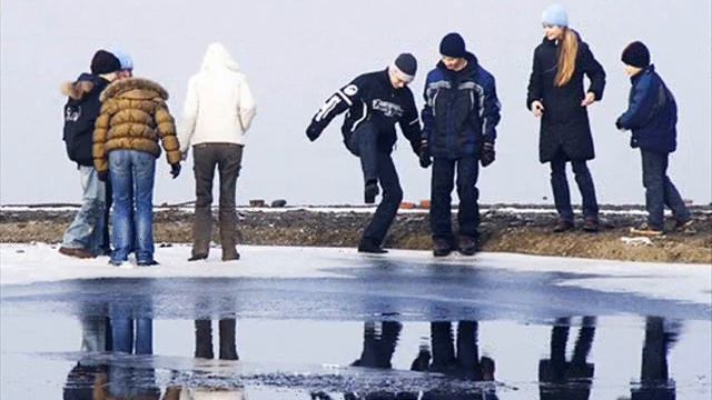 Осторожно опасный лед смотреть онлайн