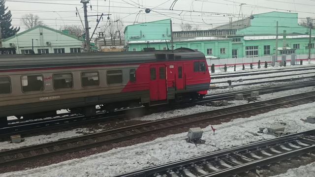 Как здороваются поезда.