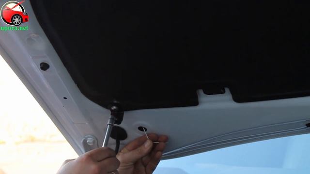 Установка упоров / амортизаторов капота на Lexus UX от upora.net смотреть онлайн