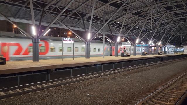 ЧС7-265 с поездом №7 "Славянский Экспресс" Москва-Брест | Славянский бульвар смотреть онлайн