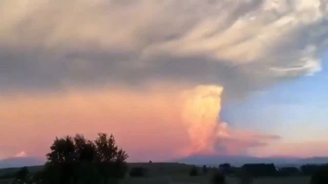 Извержение вулкана в Чили. Красивое зрелище смотреть онлайн