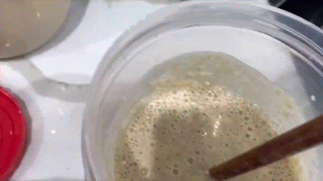 Легко выводим хмелевую закваску Печём хлеб смотреть онлайн